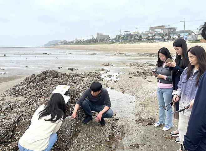 ▲ 함현고등학교 전문적학습공동체 운영 모습. /사진제공=함현고등학교