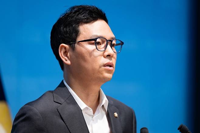 박정훈 국민의힘 의원이 지난 14일 국회에서 기자회견을 하고 있다. /사진=뉴스1