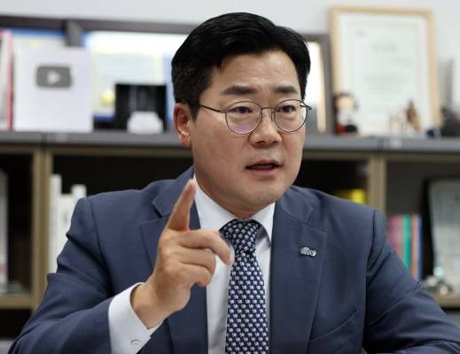 박찬대 더불어민주당 의원이 20일 서울 여의도 국회 의원회관에서 최근 캄보디아 사태와 관련해 한국경제신문과 인터뷰 하고 있다. / 사진=김범준 기자