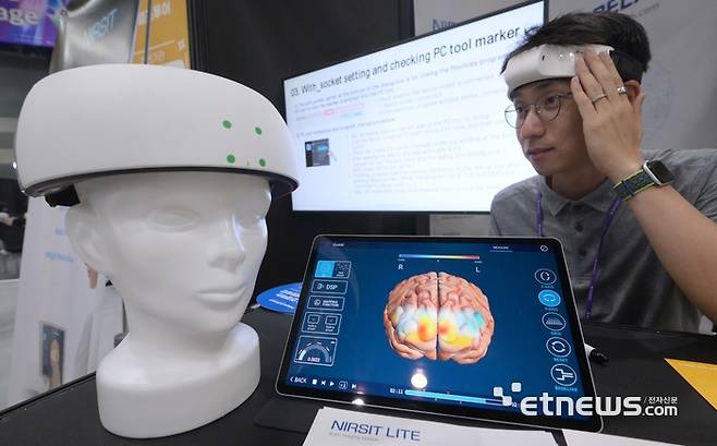 나이가 들면 뇌의 새로운 활동전환 빈도가 적어져 시간이 빠르게 흘러가는 것처럼 느껴진다는 과학적 근거가 제시됐다. 사진은 기사 내용과 관련 없음.