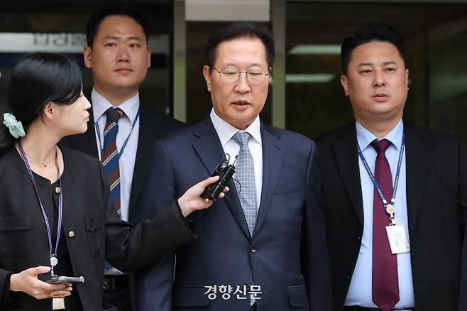 12·3 불법계엄 선포에 가담한 혐의를 받는 박성재 전 법무부 장관이 지난 14일 구속 전 피의자 심문(영장실질심사)을 마친 뒤 서울 서초구 서울중앙지법을 나서고 있다. 성동훈 기자