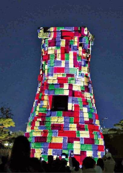 ⑤ 첨성대에 상영되는 미디어아트 연합뉴스