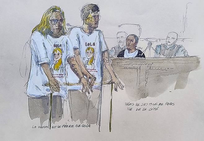 지난 17일(현지시간) 파리 팔레 드 쥐스티스 법원 알제리 출신 이민자 다흐비아 벤키레드 형사 법정 스케치. AFP=연합뉴스