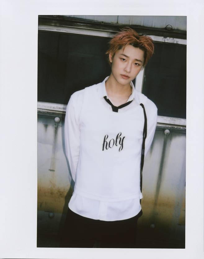 우즈, 'Falling' 깜짝 발매..Young K와 감성 컬래버