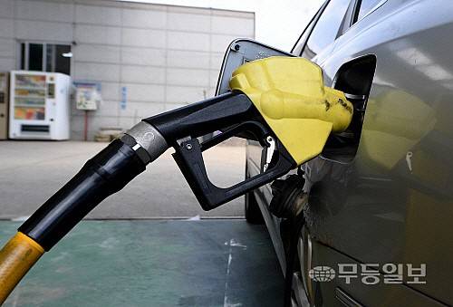 유류세 인하율 조정 발표가 난 이후 광주를 비롯한 전국적으로 기름값이 상승세를 보이고 있다.