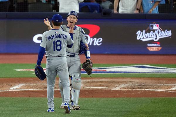 윌 스미스는 야마모토의 완투를 합작했다. 사진= Nick Turchiaro-Imagn Images= 연합뉴스 제공