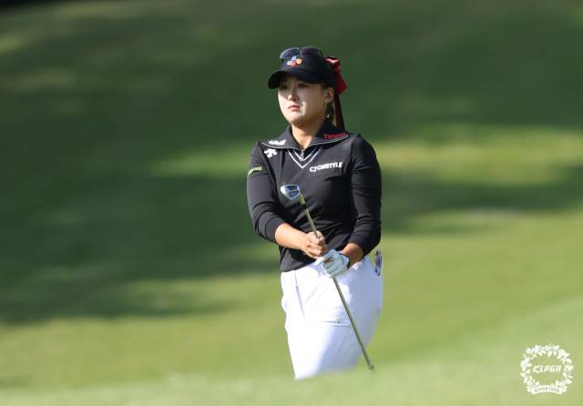 우승을 차지한 리슈잉. 사진 제공=KLPGA