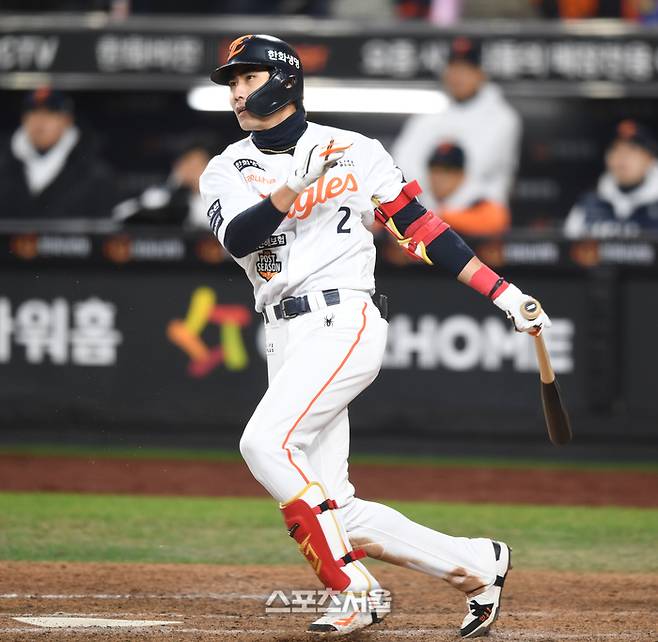 한화 심우준이 29일 대전 한화생명볼파크에서 열린 2025 KBO 포스트시즌 한국시리즈 3차전 LG와 경기 8회말 2사만루 2타점 2루타를 치고 있다. 대전 | 최승섭기자 thunder@sportsseoul.com