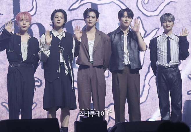 위아이. 사진l유용석 기자