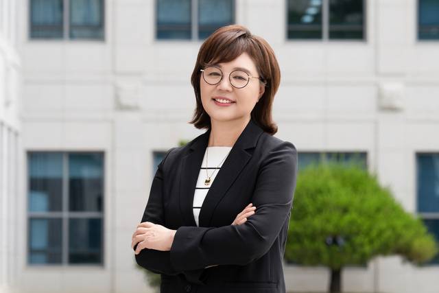 2025 APEC CEO 서밋 행사를 총괄 지원한 양금희 경북도 경제부지사는 "이번 서밋을 통해 한국이 글로벌 경제협력의 핵심 거점으로 자리매김하는 중요한 계기될 것으로 본다"고 말했다.