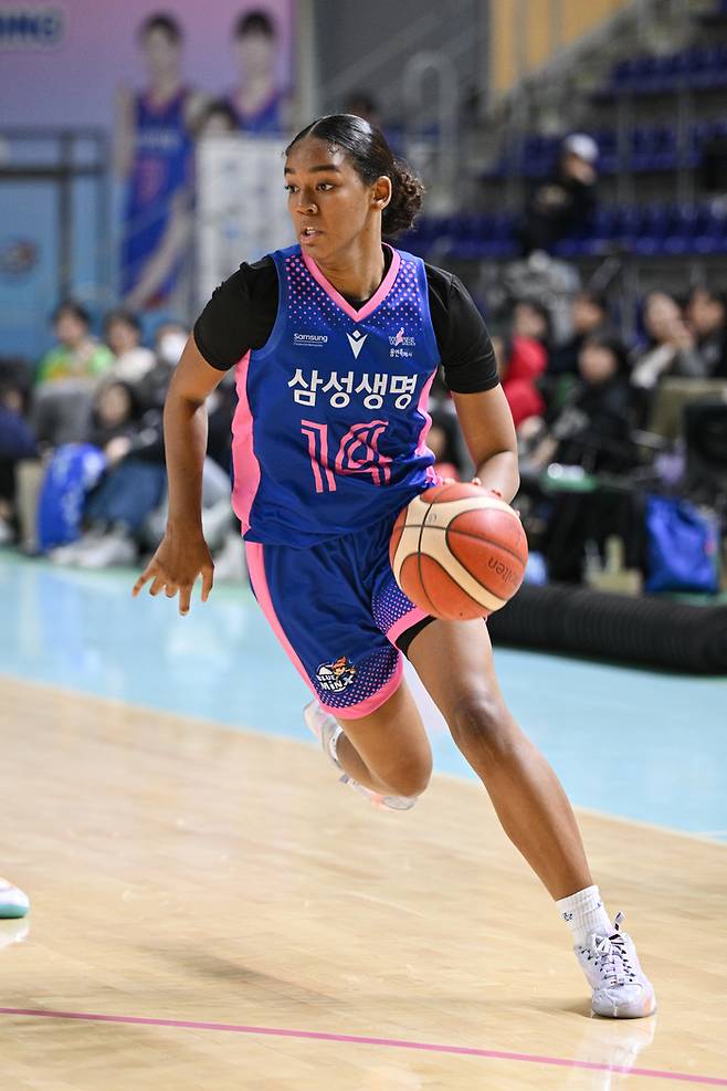 은퇴를 결정한 삼성생명 키아나 스미스. 사진 | WKBL