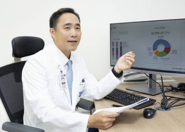 김동기 서울대병원 신장내과 교수가 IgA 신병증에 대해 설명하고 있다. 사진 제공=서울대병원