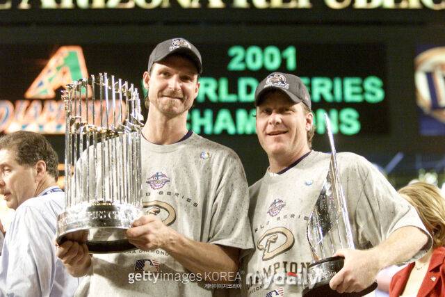 2021년 월드시리즈 우승을 차지한 랜디 존슨(좌)과 커트 실링(우)./게티이미지코리아