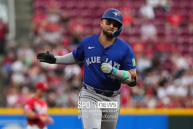 ▲ 유격수 최대어로 평가되는 보 비솃이 높은 평가를 받을 수록 김하성의 몸값도 덩덜아 뛸 수밖에 없다