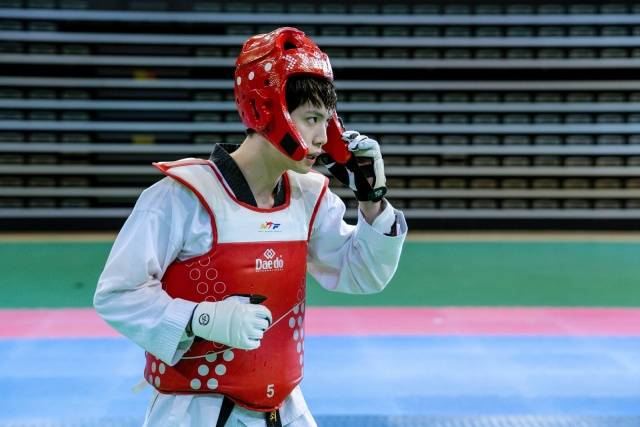 그룹 위아이 멤버 김동한이 영화 '리플레이'로 관객들과 만나고 있다. /㈜컨택트미디어