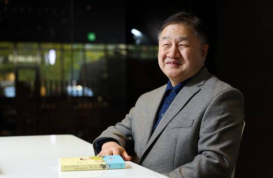 3일 서울 상암동 중앙일보에서 만난 미국 월스트리트의 시각장애인 애널리스트 신순규 씨는 "혼란스러운 시대를 잘 살아내는 방법은 희망의 이유, 행복해야 할 이유를 찾는 것"이라고 말했다. 우상조 기자