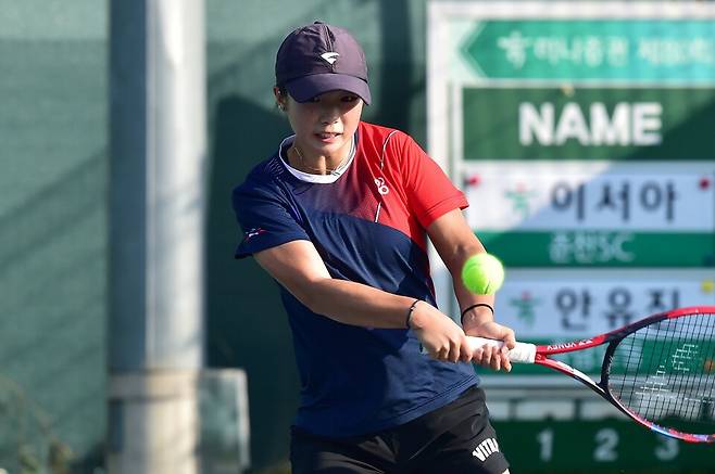 주니어 선수로는 유일하게 한국선수권 8강에 오른 이서아(사진/황서진 기자)