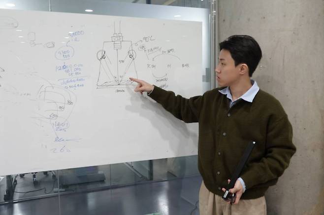 프로보틱스는 시뮬레이션 기반 범용 로봇 도입 기술을 개발해 맞춤형 솔루션을 제공한다 / 출처=IT동아
