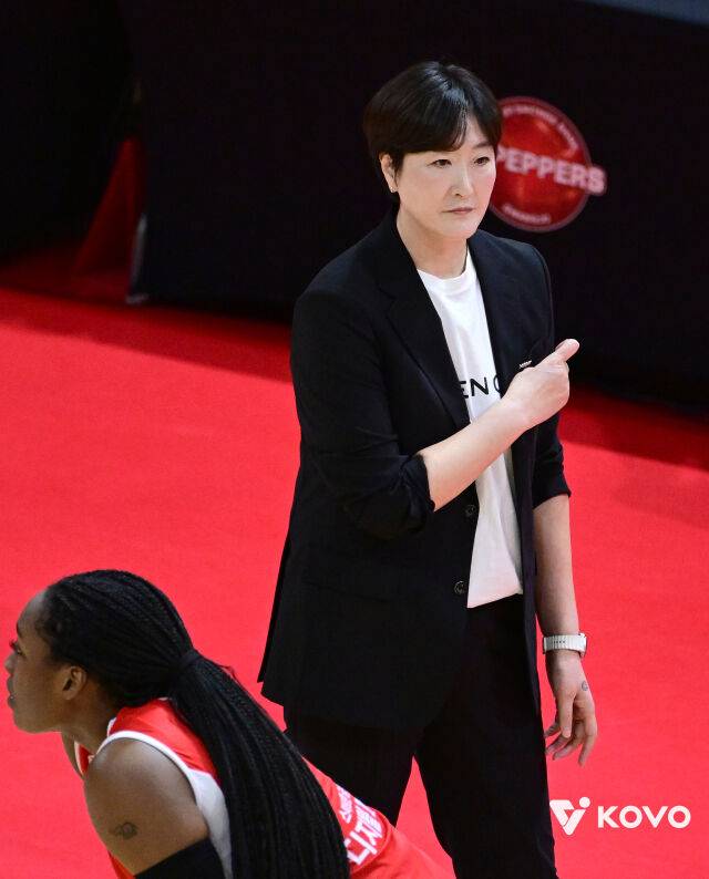 페퍼저축은행 장소연 감독./KOVO