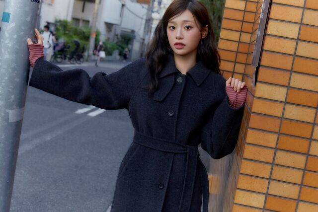 이랜드 로엠, 츄와 함께한 2025FW 윈터 캠페인 화보. /이랜드