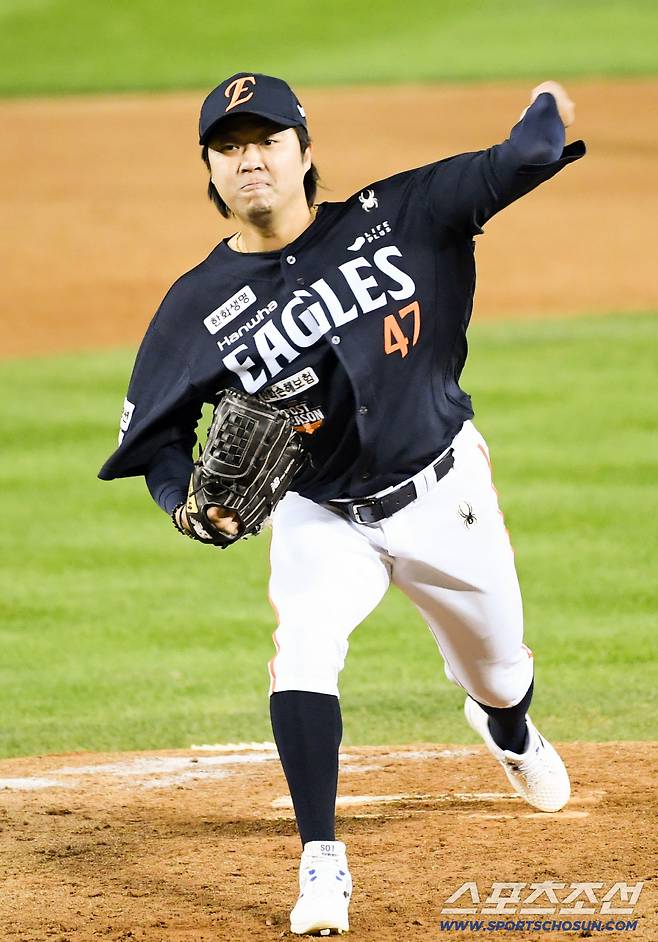 27일 잠실구장에서 열린 한국시리즈 1차전 LG 트윈스와 한화 이글스의 경기. 한화 김범수가 역투하고 있다. 잠실=박재만 기자 pjm@sportschosun.com/2025.10.27/