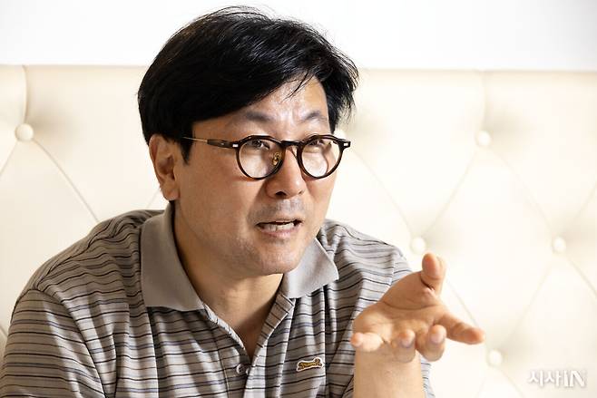 2025 오늘의 우리 만화 선정위원장인 박인하 서울웹툰아카데미 이사장. ⓒ시사IN 조남진