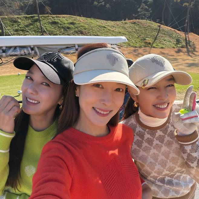 이민정 인스타그램 - 이소연, 왕빛나, 이민정