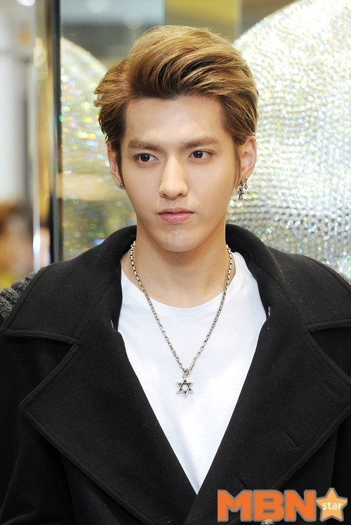 미성년자 성폭행 혐의로 복역 중인 그룹 엑소 출신 크리스(우이판·35)의 옥중 사망설이 확산 됐다. / 사진 = MBN스타 DB