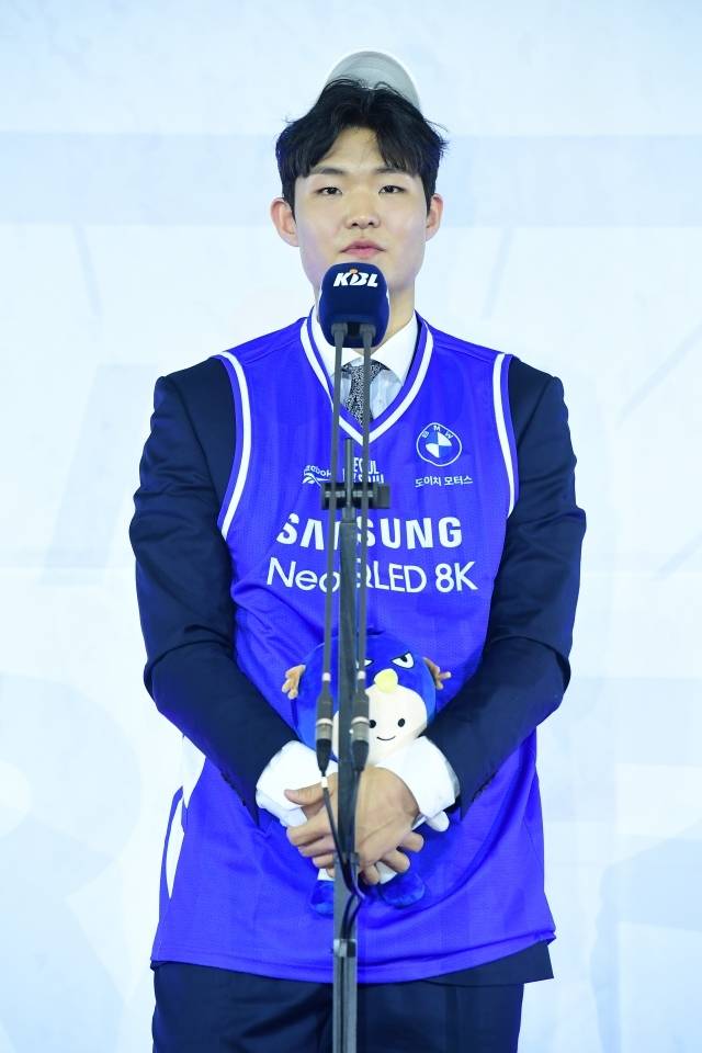 서울 삼성은 14일 잠실학생체육관에서 열린 2025 KBL 신인 드래프트에서 전체 5순위로 연세대 이규태를 선택했다. 사진=KBL 제공