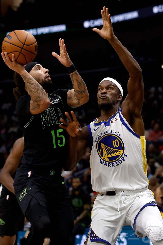 NBA 뉴올리언스가 17일(한국시간) 골든스테이트와 경기에서 패해 5연패에 빠졌다. ⓒ AFP=뉴스1