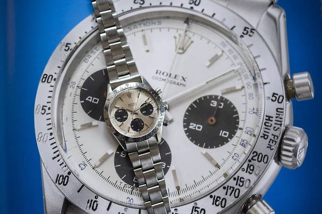 지난 10일 스위스 제네바에서 경매에 나온 롤렉스 데이토나 닥터 모델.1967년 제작됐다. EPA연합뉴스