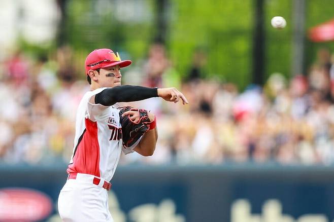 ▲ 박찬호 이적이 확실시되는 상황에서 김도영의 유격수 복귀는 KIA 오프시즌의 화두 중 하나가 됐다 ⓒKIA타이거즈