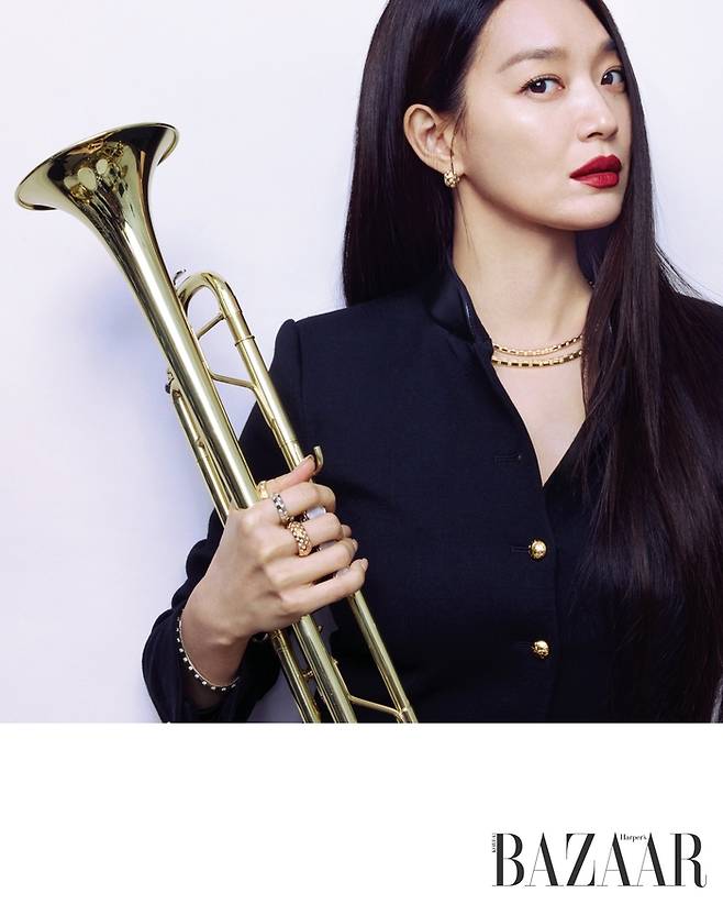 신민아. 사진|루이비통