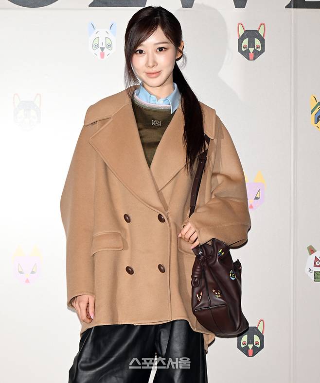 에스파 지젤이 글로벌 럭셔리 브랜드 로에베(LOEWE) 행사에 참석해 차별화된 레이어드 룩으로 시선을 사로잡았다. 이주상기자 rainbow@sportsseoul.com