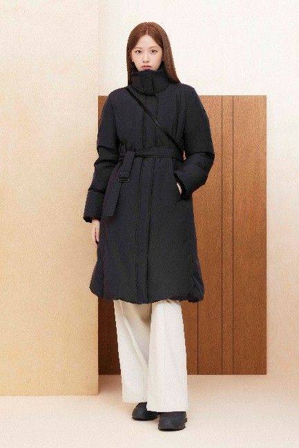 네파 ‘아르테 네오 코트 다운 자켓’. ⓒ네파