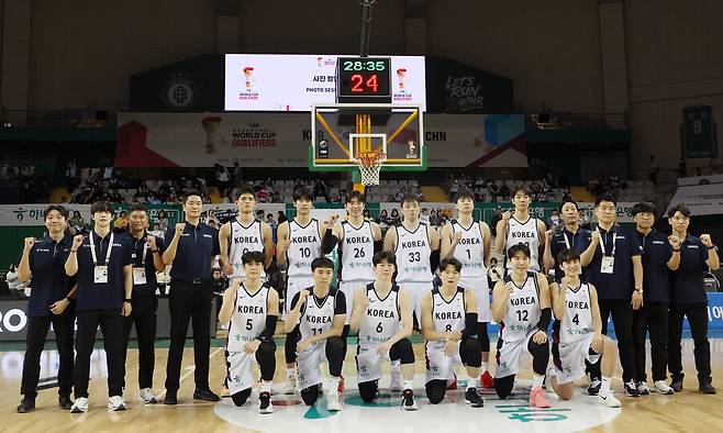 ▲ 1일 강원 원주 DB프로미 아레나에서 열린 2027 국제농구연맹(FIBA) 월드컵 아시아 예선 1라운드 B조 2차전 한국과 중국의 경기 ⓒ연합뉴스