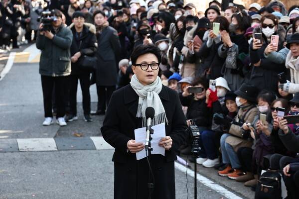 한동훈, 비상계엄 1주년 기자회견 사진=연합뉴스