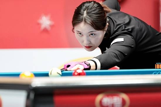 강지은이 3일 LPBA16강전에서 이미래를 꺾고 8강에 진출했다. 2차전(하나카드배)에 이어 시즌 두 번째 8강이다. 강지은의 8강전 상대는 최연주다. (사진=PBA)