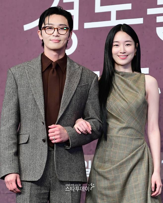 박서준, 원지안. 사진|강영국 기자