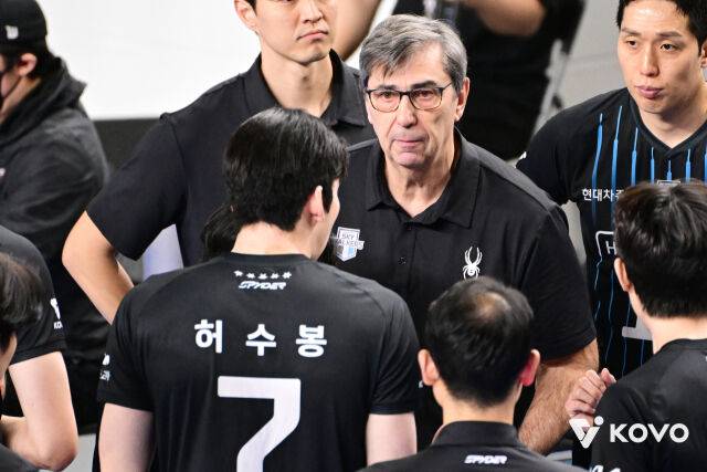 현대캐피탈 필립 블랑 감독./KOVO