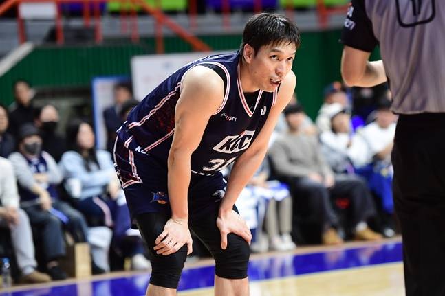 KCC 장재석. /사진=KBL 제공