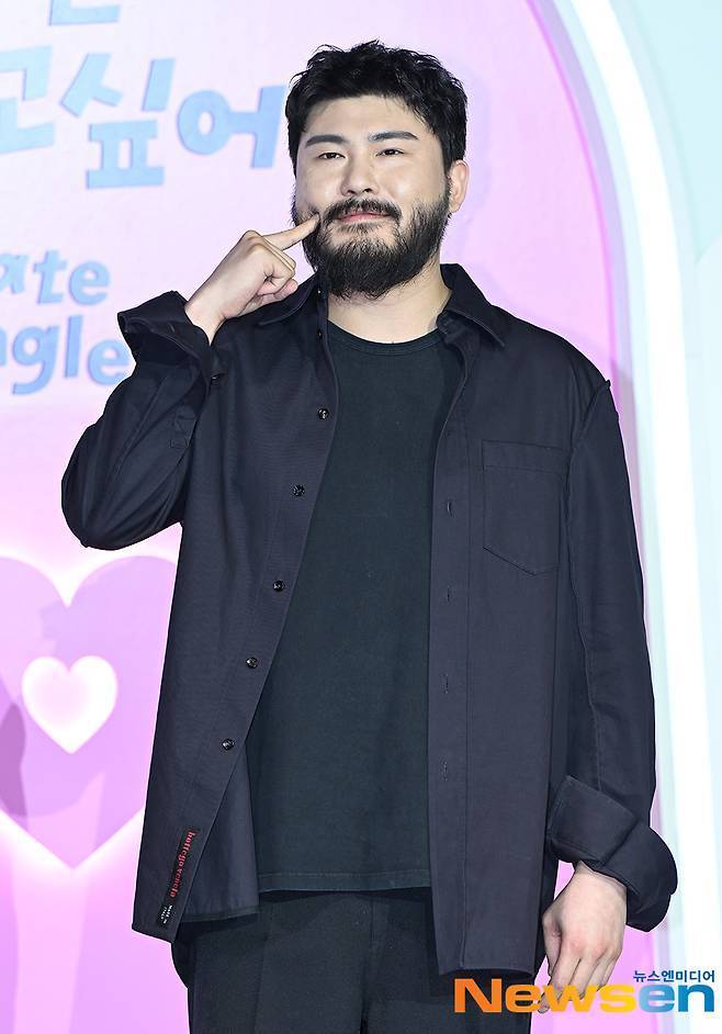 카더가든, 뉴스엔DB