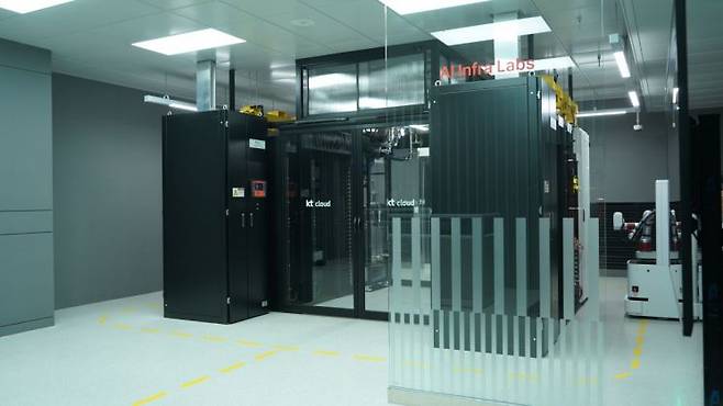 KT클라우드의 AI 이노베이션 센터에 구현된 AI 인프라 랩. KT클라우드 제공