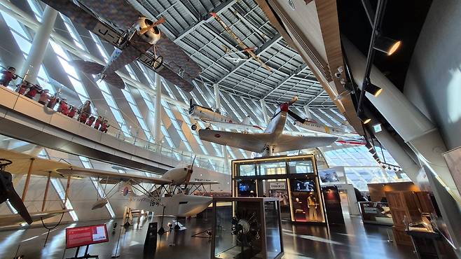 김포공항과 붙어 있는 국립항공박물관. 아이들은 물론 항공, 비행기에 관심이 있는 성인들에게도 즐거움이 가득한 곳이다. 양형모 기자