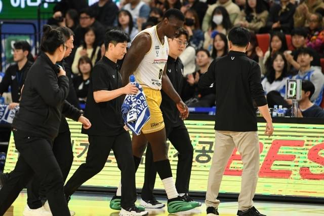 조니 오브라이언트가 돌아온다. 그는 무릎 통증이 있어 고양 소노전에서 결장했다. 그러나 정상 컨디션으로 회복, kt전에서 복귀전을 치른다. 사진=KBL 제공