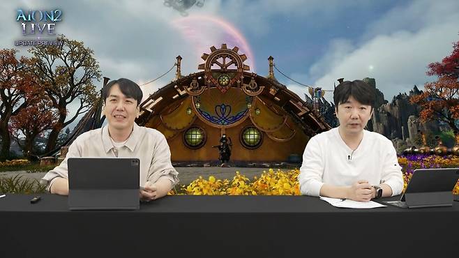 좌측부터 소인섭 아이온2 사업실장, 김난준 아이온2 개발PD (사진= 아이온2 공식 유튜브)