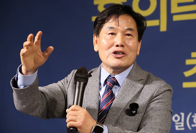 홍의락 전 국회의원이 16일 대구아트파크에서 열린 대구·경북 언론인 모임 ‘아시아포럼21’ 정책토론회에서 발언하고 있다. 아시아포럼21 제공