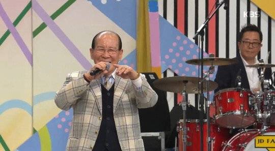 ‘할담비’로 인기를 얻은 고(故) 지병수씨. KBS 1TV ‘전국노래자랑’ 방송 화면 캡처