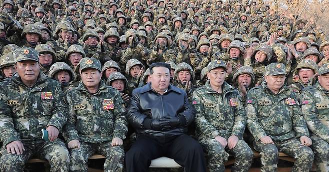 북한이 한국의 군대의 '이것'들을 계속 모방"하는 충격적 이유 | 밀리터리 랩실