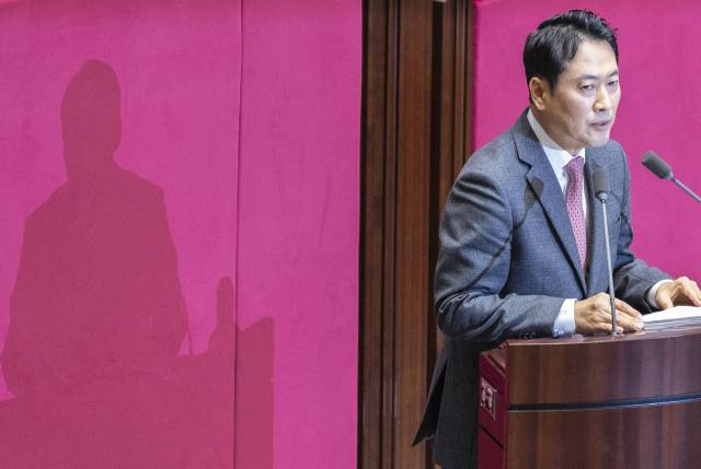 ▲국민의힘 장동혁 대표가 22일 국회에서 열린 12월 임시국회 본회의에 내란전담재판부 법이 상정되자 무제한 반대 토론(필리버스터)을 시작하고 있다. ⓒ연합뉴스